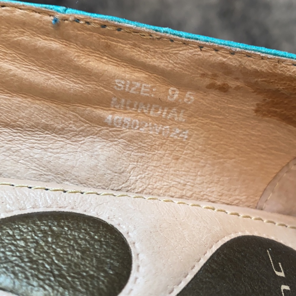 NWT “Jump for the People” Turquoise Heels 9.5 - Picture 8 of 8